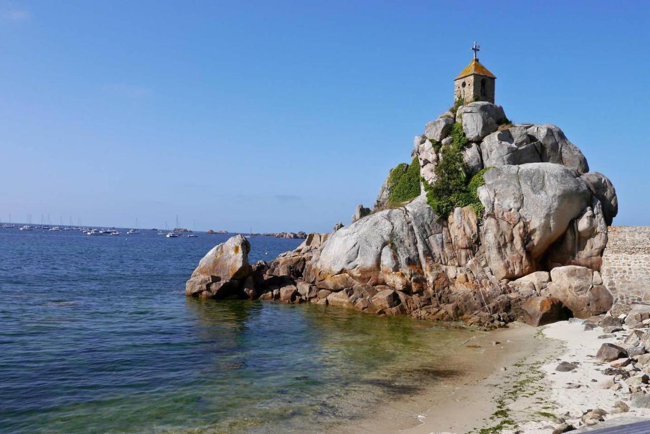 Jacuzzi Professionel Les Pieds Dans L'Eau Plage A 50 M Trévou-Tréguignec Exteriér fotografie
